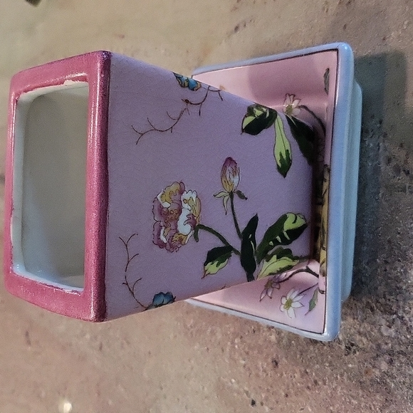 Exquisite Floral Vase + Dish - Picture 13 of 13